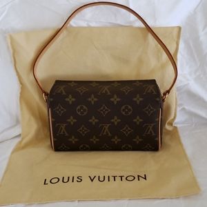 Louis Vuitton Monogram, small clutch